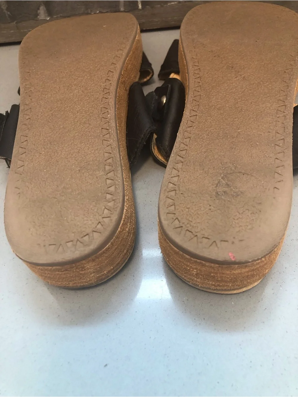 Musse & Cloud Sandals sz 10